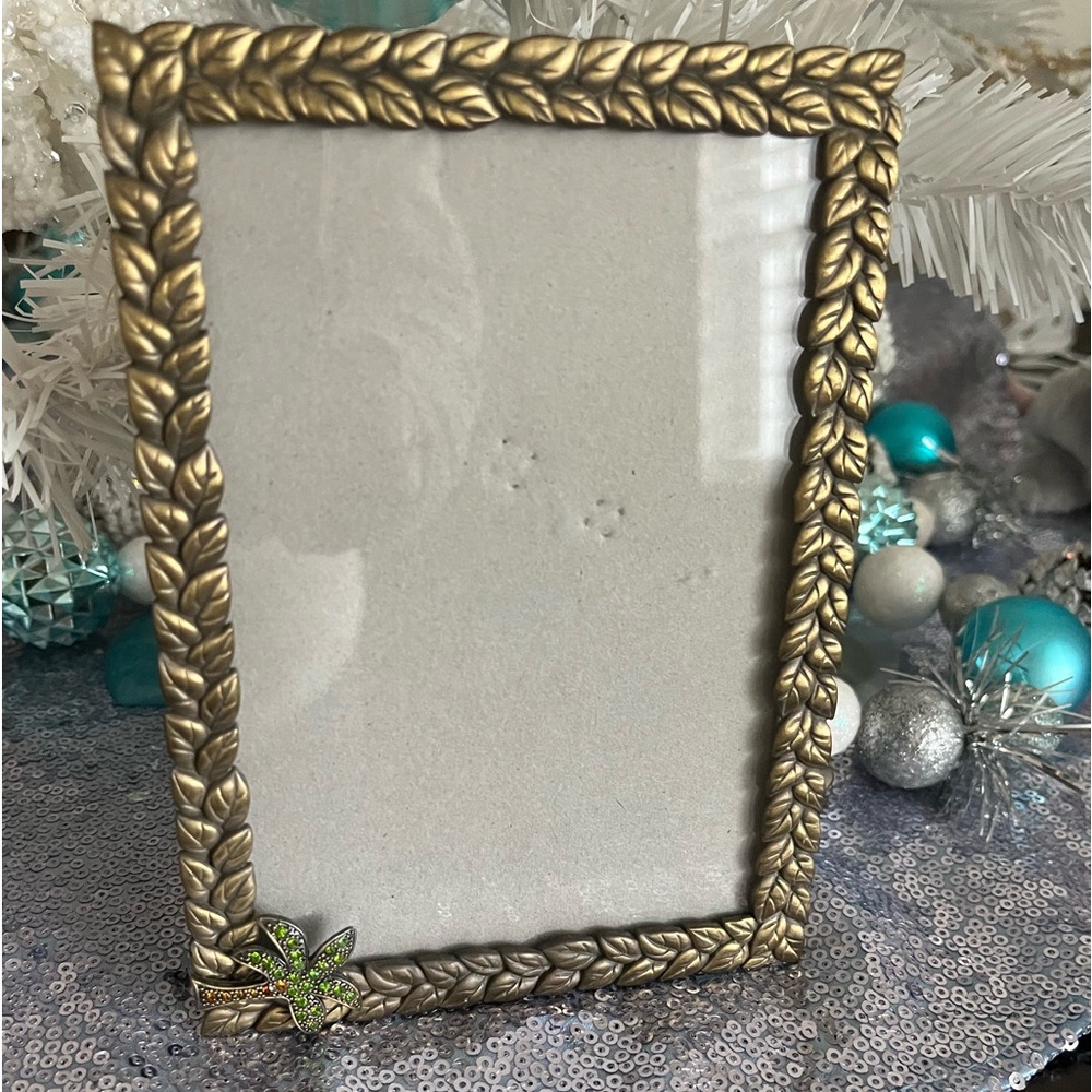 Gorgeous 4x6” photo frame